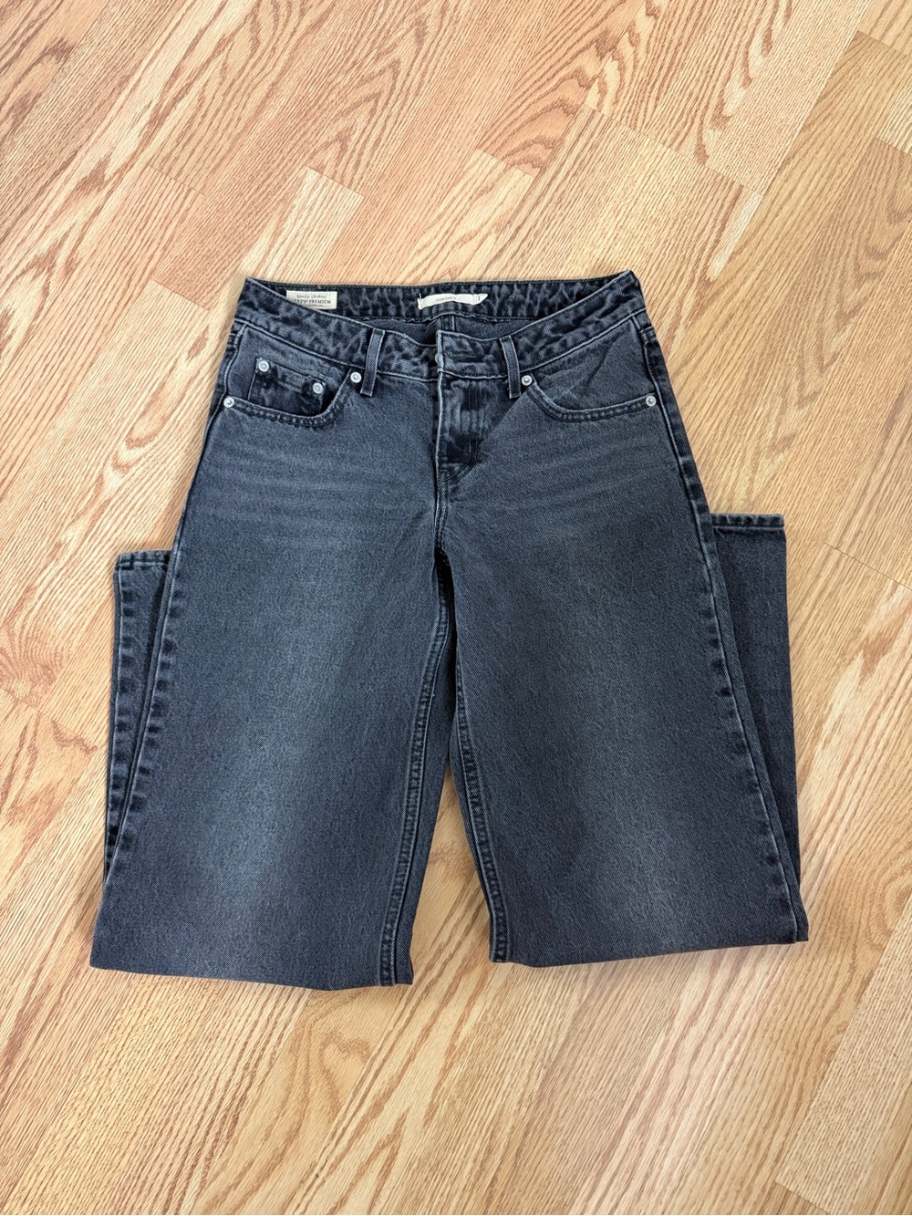 Levi's Low Loose Jeans